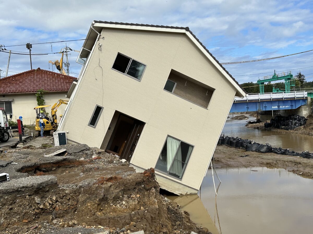 能登半島、地震　豪雨水害被災地支援活動に富山アラートライオンズクラブも参加